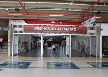 Adolescente denuncia estupro dentro de estação de metrô em Salvador
