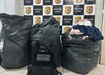 Quatro mulheres são presas suspeitas de furto de roupas em shoppings de Vitória da Conquista