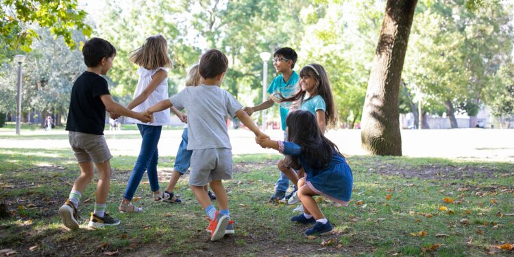 Ação oferece programação gratuita para crianças e famílias durante Semana Mundial do Brincar em Feira de Santana; confira atividades